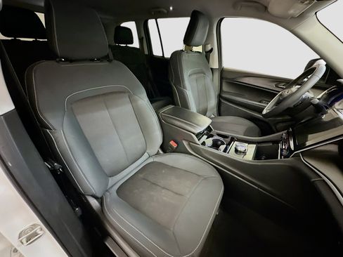 Used 2023 Jeep Grand Cherokee Laredo w/ Trailer Tow Prep Group (B) image 31