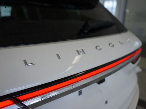 Used 2022 Lincoln Corsair AWD w/ Equipment Group 101A image 13