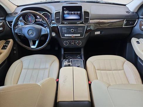 Used 2018 Mercedes-Benz GLS 450 4MATIC image 17