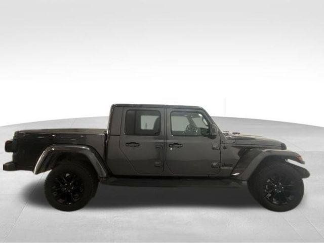 Certified 2021 Jeep Gladiator Overland AWD/4WD image 7