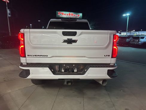 Used 2024 Chevrolet Silverado 2500 LTZ w/ LTZ Plus Package image 8