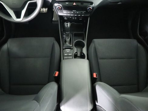 Used 2019 Hyundai Tucson Night image 16