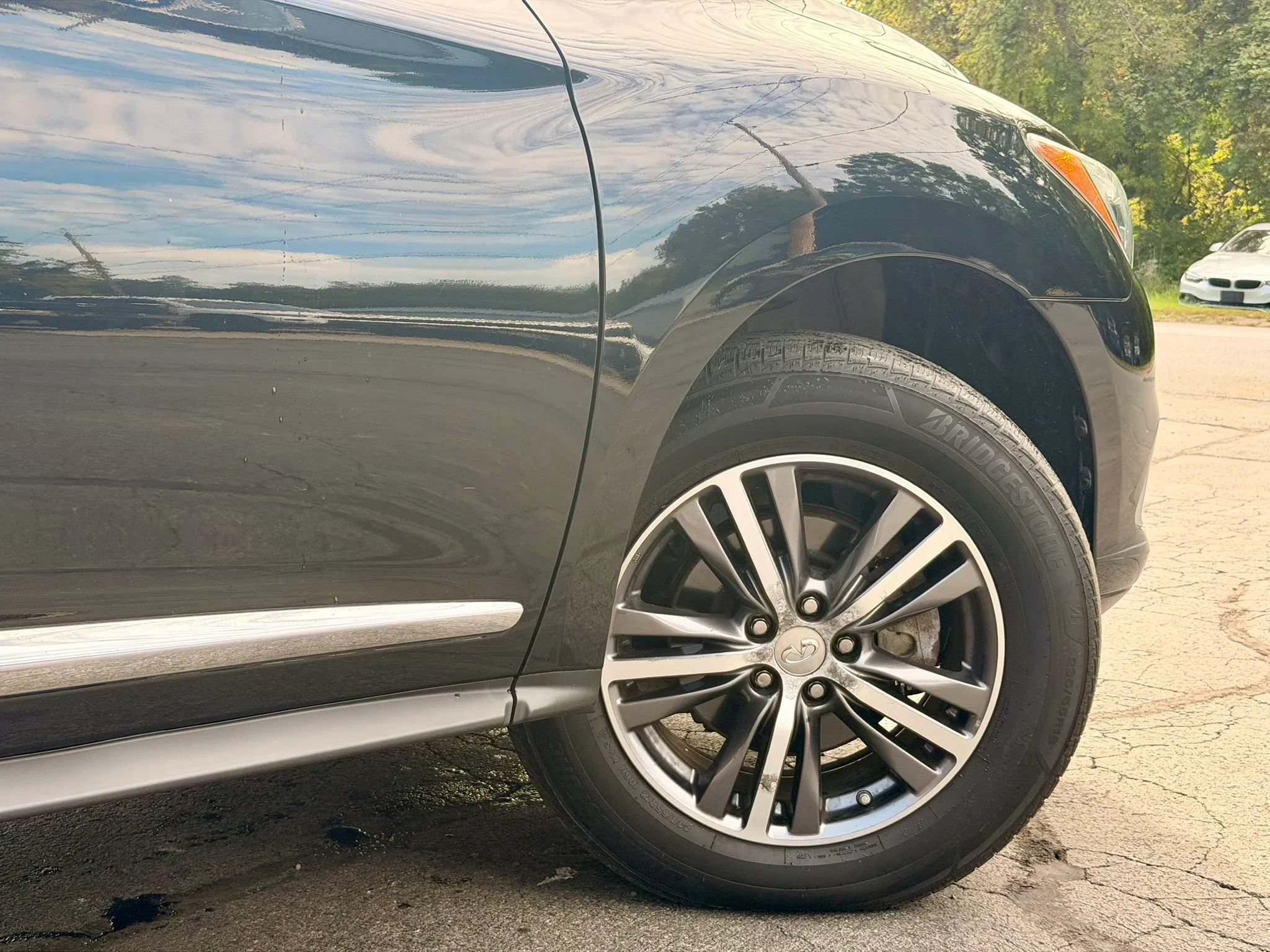 Used 2016 INFINITI QX60 Luxe AWD/4WD image 8