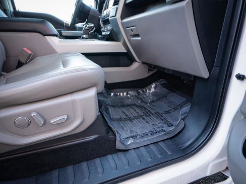 Used 2018 Ford F150 Lariat w/ Equipment Group 502A Luxury image 26