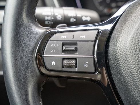 Used 2024 Honda Pilot Touring image 21