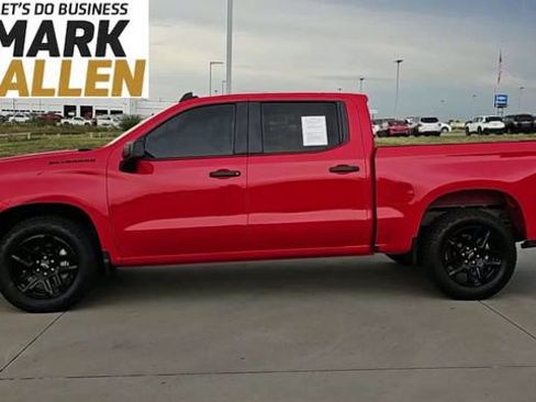 Used 2022 Chevrolet Silverado 1500 Custom w/ LPO, Dark Essentials Package AWD/4WD image 5