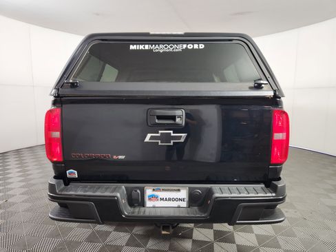 Used 2018 Chevrolet Colorado LT w/ Redline Special Edition AWD/4WD image 6