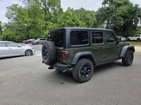 Used 2022 Jeep Wrangler Unlimited Sport AWD/4WD image 17