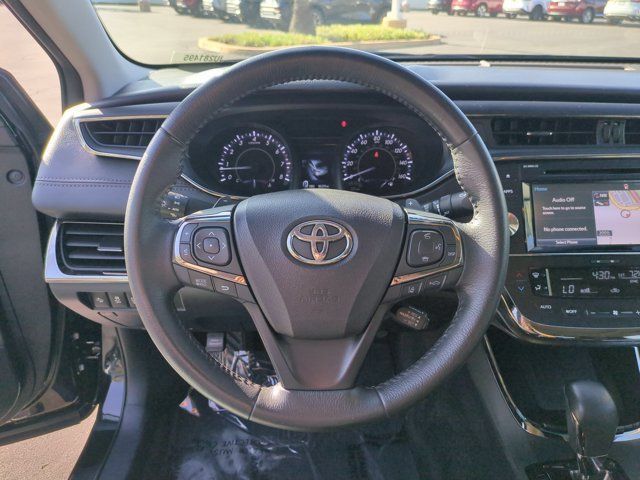Used 2018 Toyota Avalon XLE Premium w/ All Weather Liner Package FWD image 17
