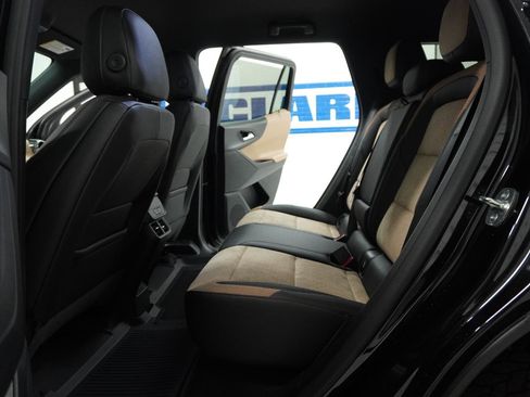 New 2026 Chevrolet Equinox ACTIV w/ Convenience Package III image 36