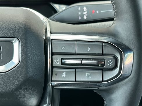 Used 2026 GMC Sierra EV Elevation image 29