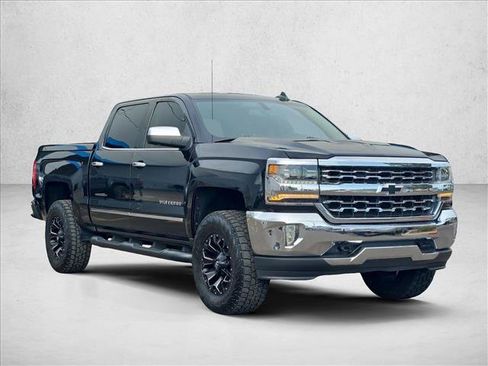 Used 2017 Chevrolet Silverado 1500 LTZ RWD image 2