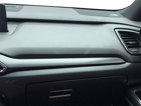 Used 2023 MAZDA CX-9 Carbon Edition image 21