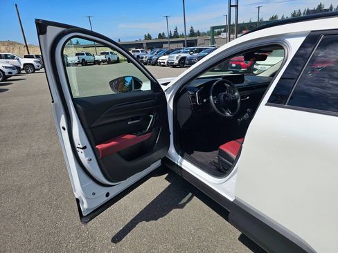 Certified 2025 MAZDA CX-50 AWD 2.5 Hybrid w/ Premium Pkg image 21