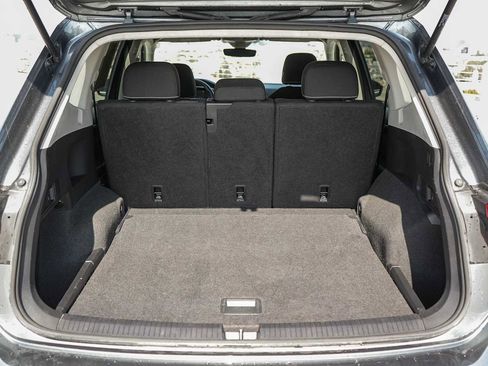 Used 2024 Volkswagen Tiguan S image 26