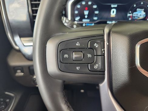Used 2025 GMC Sierra 1500 SLT RWD image 28