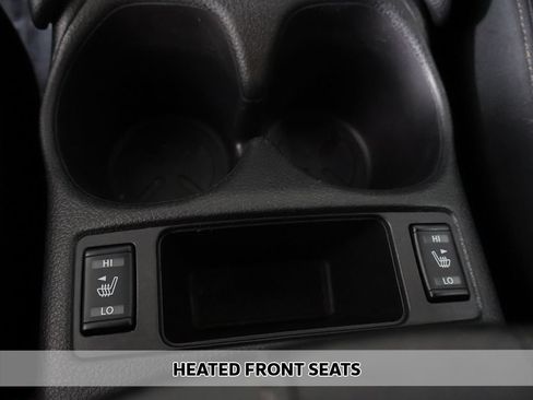 Used 2019 Nissan Rogue SV w/ Premium Package AWD/4WD image 7