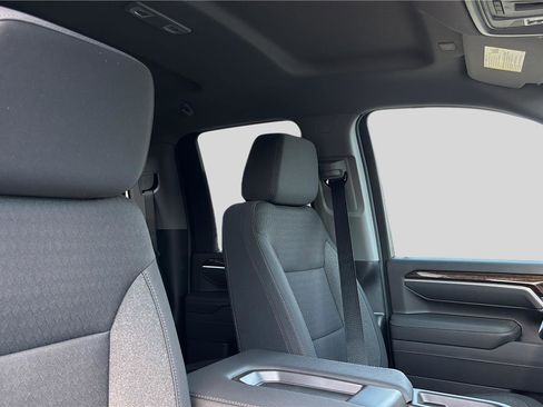 New 2026 GMC Sierra 2500 SLE image 22