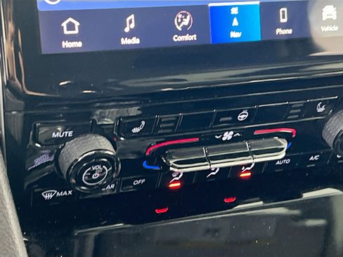 Used 2022 Jeep Grand Cherokee L Limited image 20