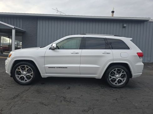 Used 2021 Jeep Grand Cherokee Overland AWD/4WD image 5
