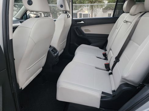 Used 2019 Volkswagen Tiguan SEL image 22