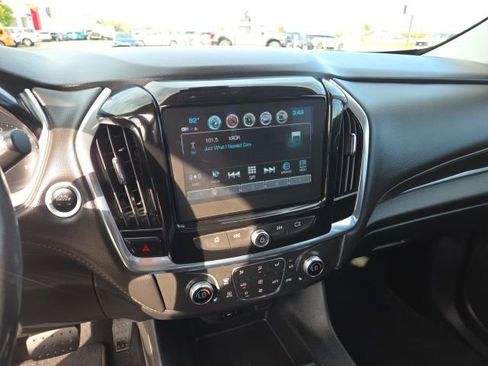 Used 2019 Chevrolet Traverse LT w/ LT Premium Package image 30