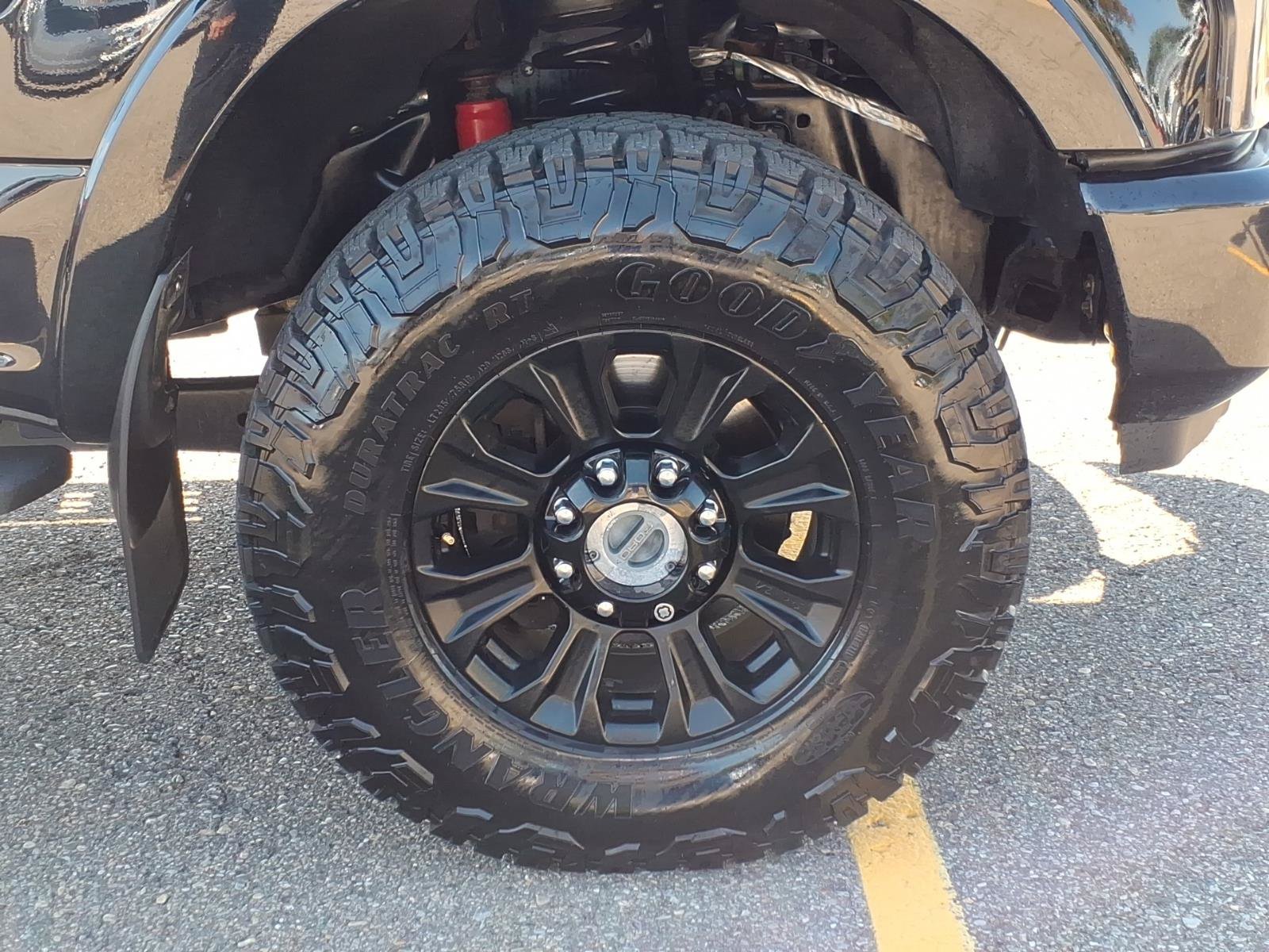 Used 2021 Ford F350 Lariat AWD/4WD image 10