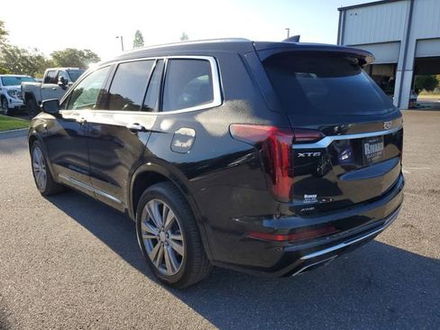 Used 2023 Cadillac XT6 Premium Luxury AWD/4WD image 3
