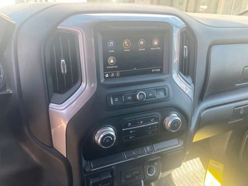 Used 2022 GMC Sierra 2500 Pro w/ Convenience Package AWD/4WD image 14