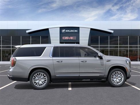 New 2026 GMC Yukon XL Denali image 5