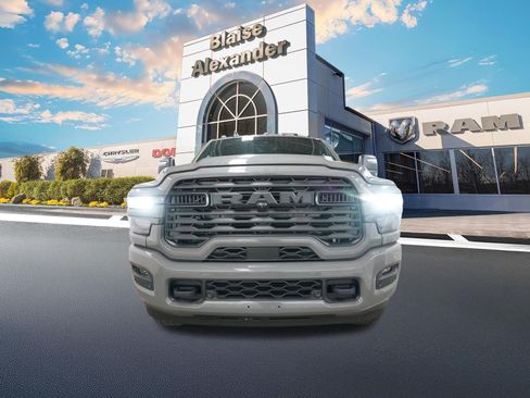 New 2026 RAM 2500 Big Horn AWD/4WD image 10