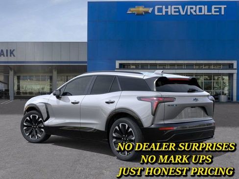 New 2025 Chevrolet Blazer EV RS image 3