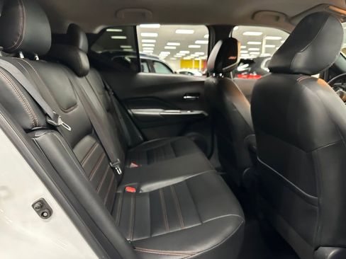 Used 2020 Nissan Kicks SR w/ SR Premium Package FWD image 29