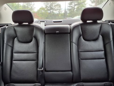 Certified 2025 Volvo S60 B5 Plus image 19