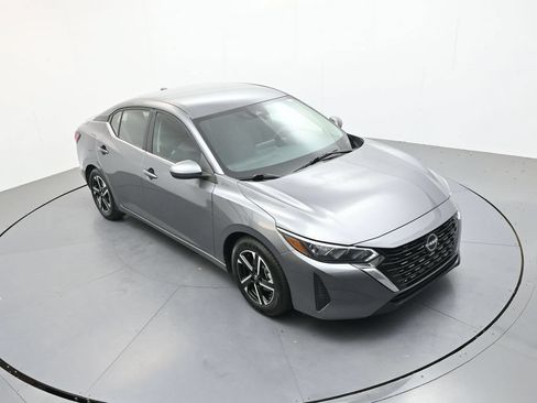 Used 2024 Nissan Sentra SV FWD image 22