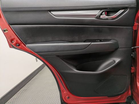 Used 2018 MAZDA CX-5 Touring w/ Preferred Equipment Package image 22