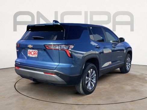 Used 2025 Chevrolet Equinox LT FWD image 14