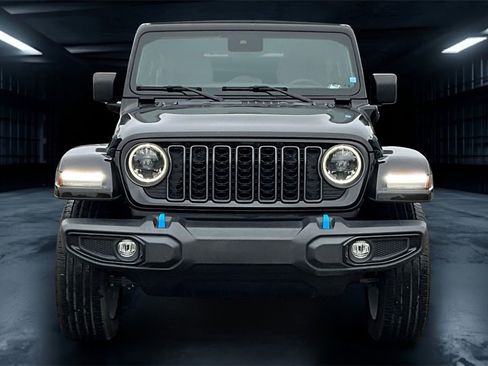 New 2024 Jeep Wrangler Unlimited w/ Convenience Group image 3