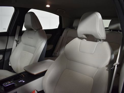 Certified 2024 Nissan Ariya AWD image 11