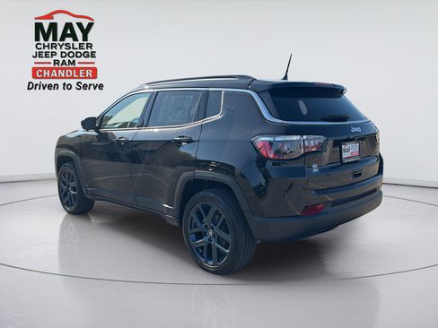 New 2026 Jeep Compass Latitude AWD/4WD image 5