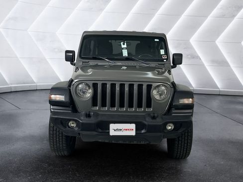 Used 2019 Jeep Wrangler Unlimited Sport S AWD/4WD image 2