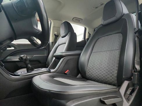 Used 2021 Chevrolet Colorado Z71 w/ Safety Package RWD image 14