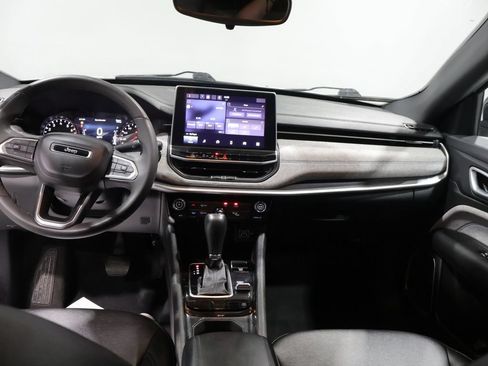 Certified 2024 Jeep Compass Latitude AWD/4WD image 26