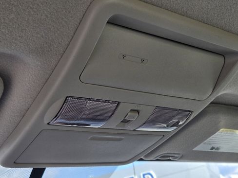 Used 2021 Nissan Frontier S w/ S Utility Package image 31