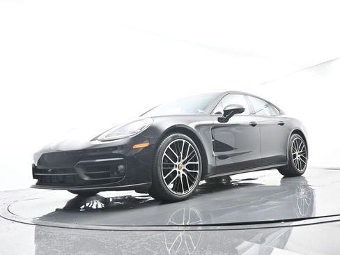 Certified 2023 Porsche Panamera Platinum Edition RWD image 43