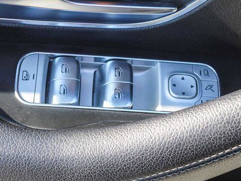 Used 2020 Mercedes-Benz GLE 350 4MATIC image 20