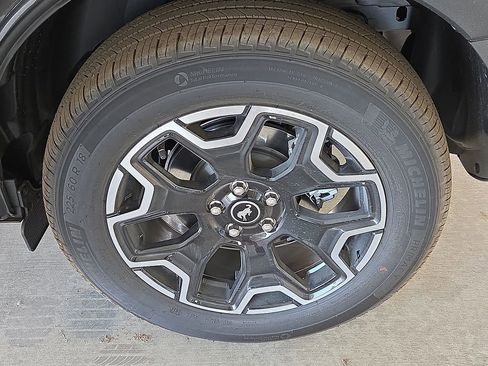 New 2025 Ford Bronco Sport Outer Banks w/ Outer Banks Tech Package+ AWD/4WD image 15