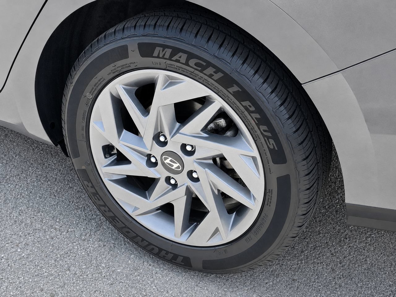 Used 2024 Hyundai Elantra SEL FWD image 10