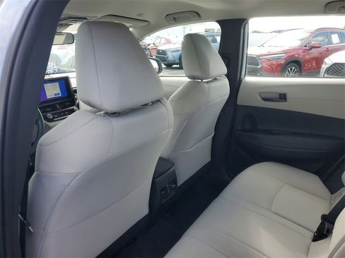 Used 2023 Toyota Corolla Cross L image 12