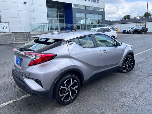 Used 2018 Toyota C-HR XLE FWD image 13